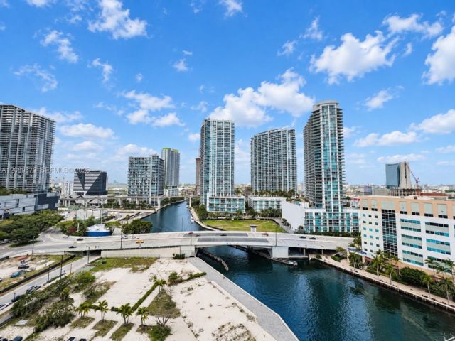  1 BR,  1.00 BTH &nbsp; style home in Miami