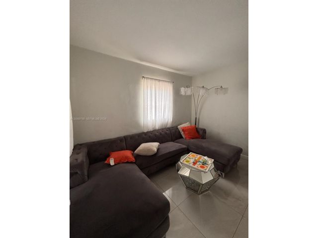  2 BR,  1.00 BTH &nbsp; style home in Miami