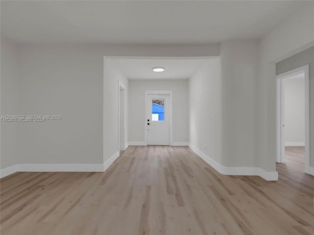  3 BR,  2.00 BTH &nbsp; style home in Miami
