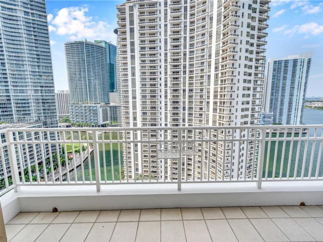  1 BR,  1.50 BTH &nbsp; style home in Miami