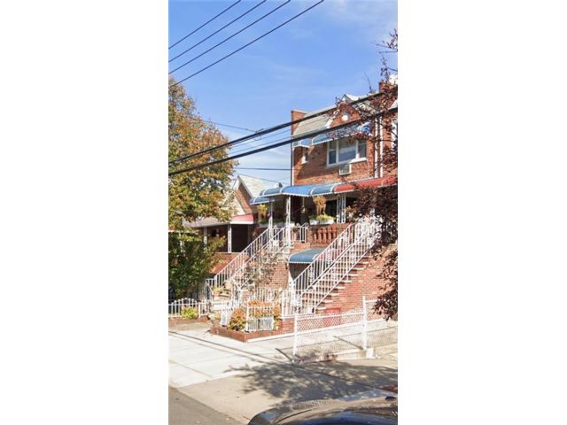  6 BR,  2.00 BTH &nbsp;Multi-family style home in East Flatbush