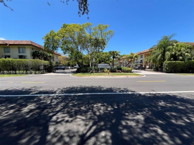 [Miami Real Estate, listing number 3349520]