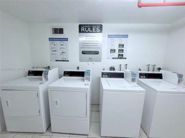 [PHOTO]