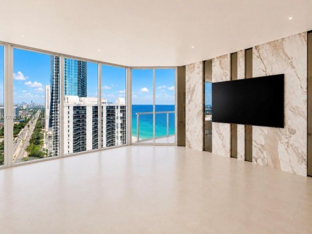 [Sunny Isles Beach Real Estate, listing number 3349541]