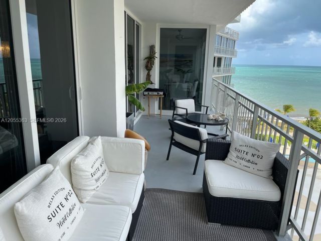  3 BR,  3.00 BTH &nbsp; style home in Key Biscayne