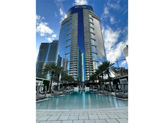  3 BR,  4.00 BTH &nbsp; style home in Miami