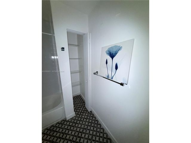 [PHOTO]