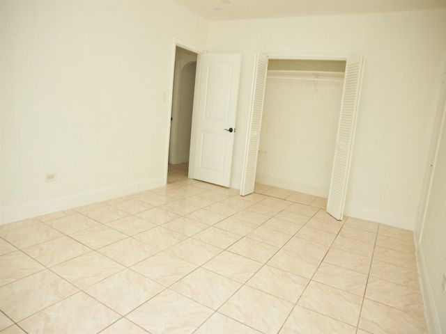 [PHOTO]