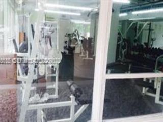 [PHOTO]
