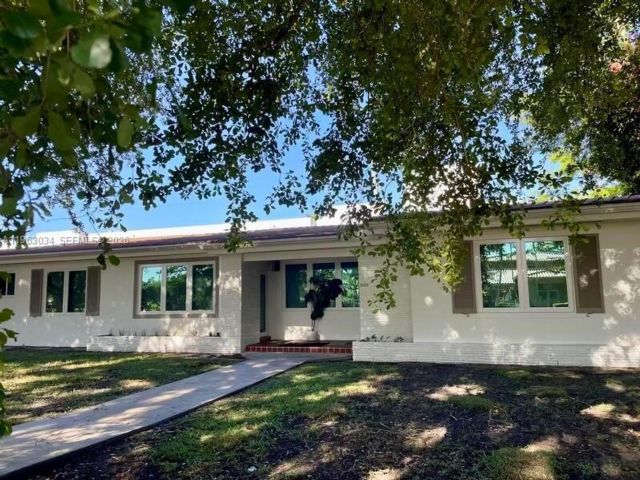 [Coral Gables Real Estate, listing number 3349641]
