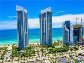  2 BR,  2.50 BTH &nbsp; style home in Sunny Isles Beach