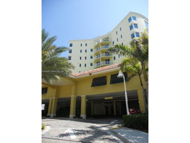  2 BR,  2.00 BTH &nbsp; style home in Aventura
