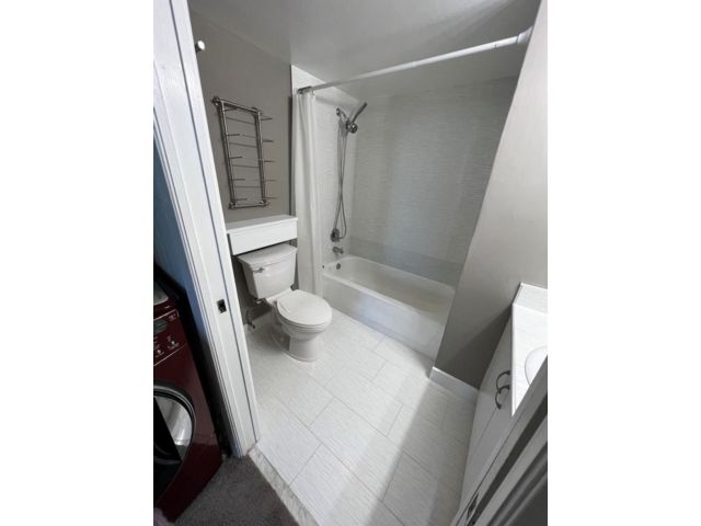  2 BR,  2.00 BTH &nbsp; style home in Aventura