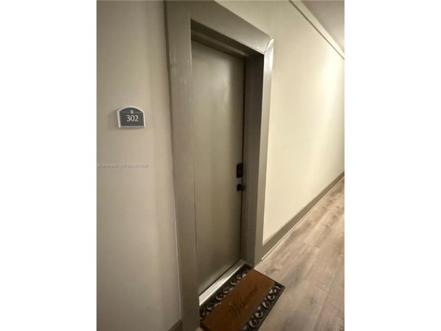 [PHOTO]