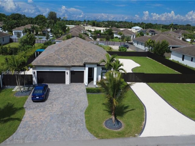  4 BR,  3.00 BTH &nbsp; style home in Homestead