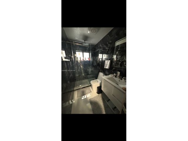 [PHOTO]