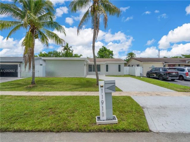  3 BR,  2.00 BTH &nbsp; style home in Fort Lauderdale