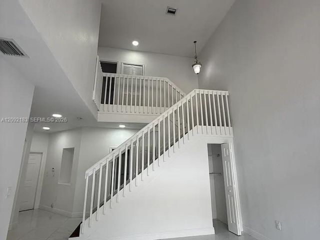 [PHOTO]