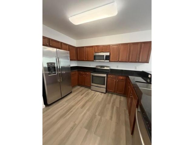  3 BR,  2.50 BTH &nbsp; style home in Medley