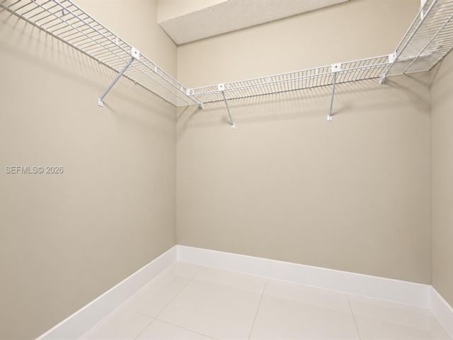 [PHOTO]