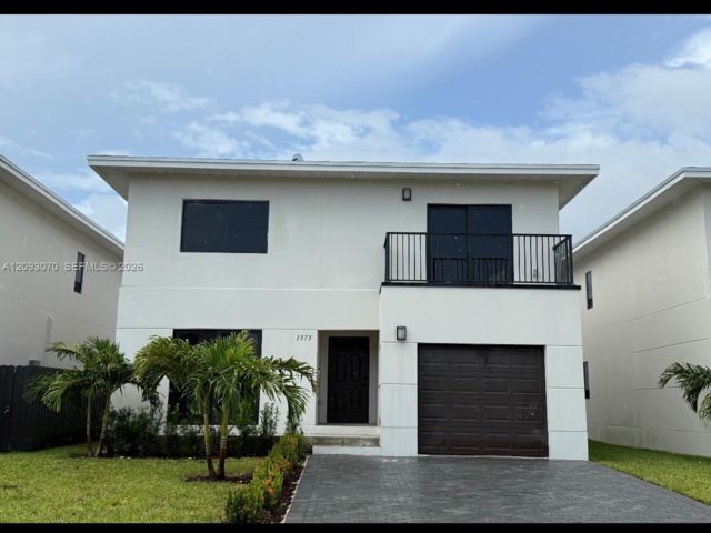  5 BR,  3.00 BTH &nbsp; style home in Florida City
