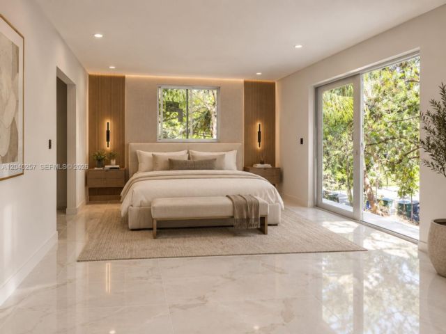  3 BR,  3.00 BTH &nbsp; style home in Miami