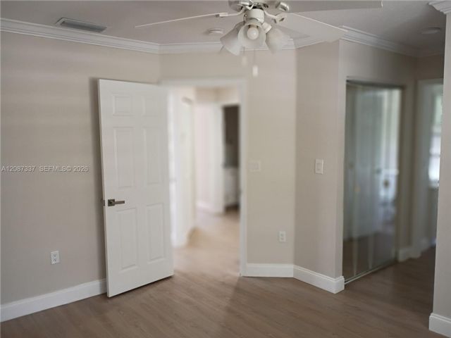 [PHOTO]
