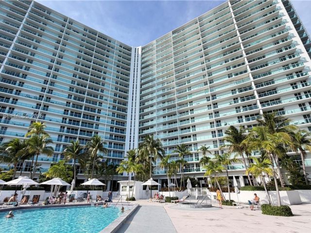  2 BR,  1.00 BTH &nbsp; style home in Sunny Isles Beach