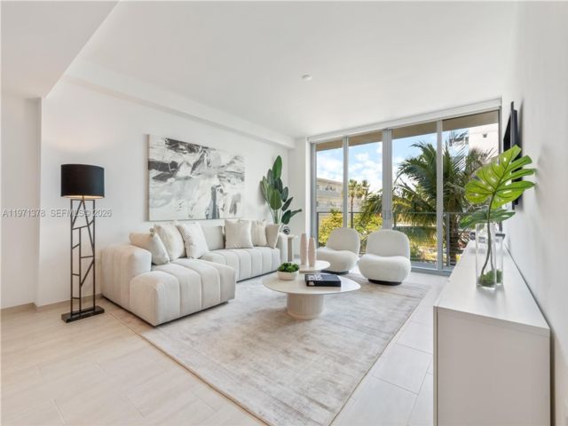  3 BR,  2.00 BTH &nbsp; style home in Bal Harbour