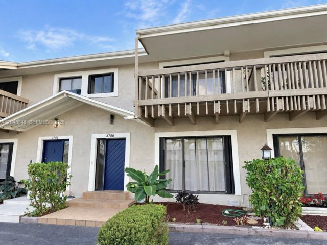  3 BR,  3.00 BTH &nbsp; style home in Aventura