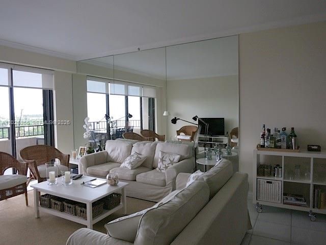  2 BR,  2.00 BTH &nbsp; style home in Key Biscayne