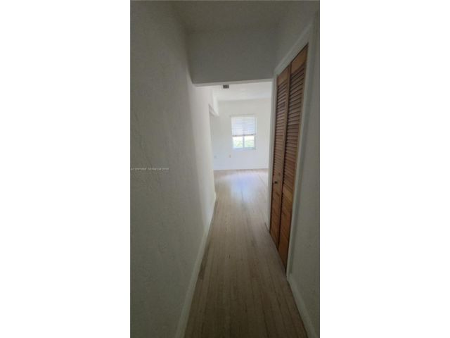 [PHOTO]