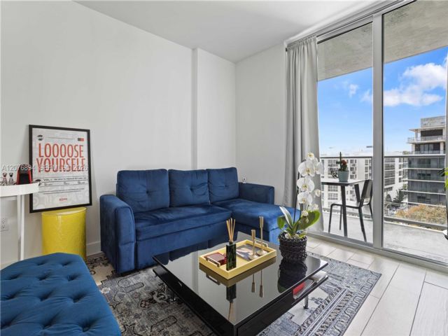  1 BR,  1.00 BTH &nbsp; style home in Miami