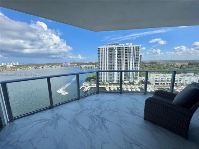  2 BR,  2.00 BTH &nbsp; style home in North Miami Beach