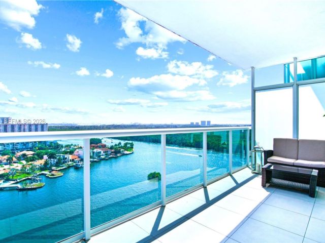  3 BR,  3.00 BTH &nbsp; style home in Sunny Isles Beach