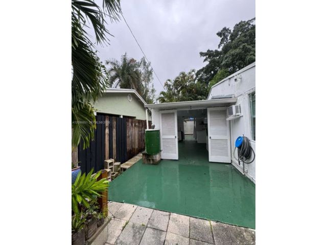  3 BR,  2.00 BTH &nbsp; style home in Fort Lauderdale