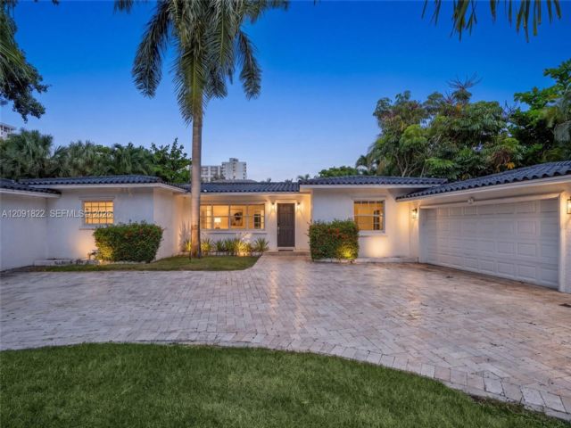  5 BR,  4.00 BTH &nbsp; style home in Fort Lauderdale