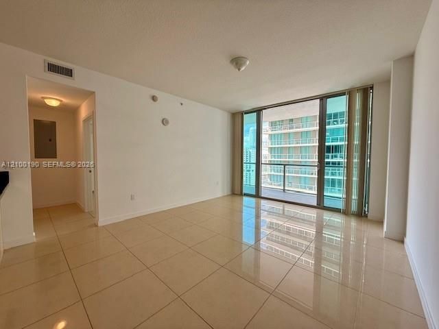  1 BR,  1.00 BTH &nbsp; style home in Miami