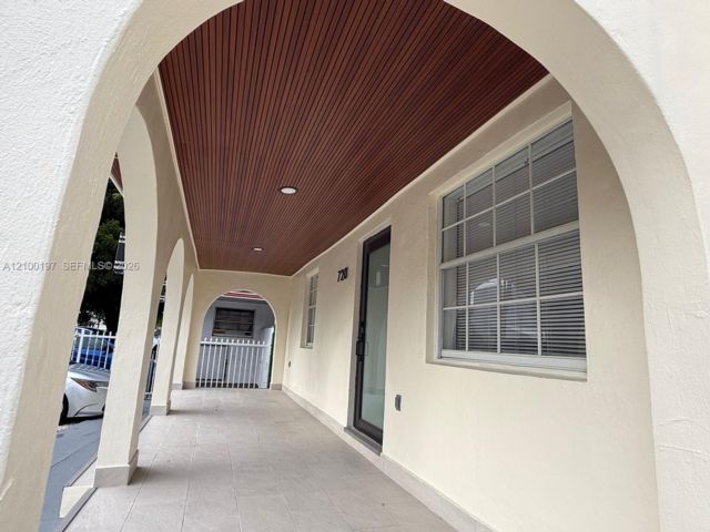  3 BR,  2.00 BTH &nbsp; style home in Miami