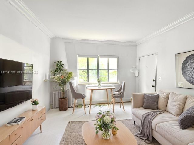  1 BR,  1.00 BTH &nbsp; style home in Carl Fisher