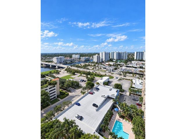  2 BR,  2.00 BTH &nbsp; style home in Fort Lauderdale