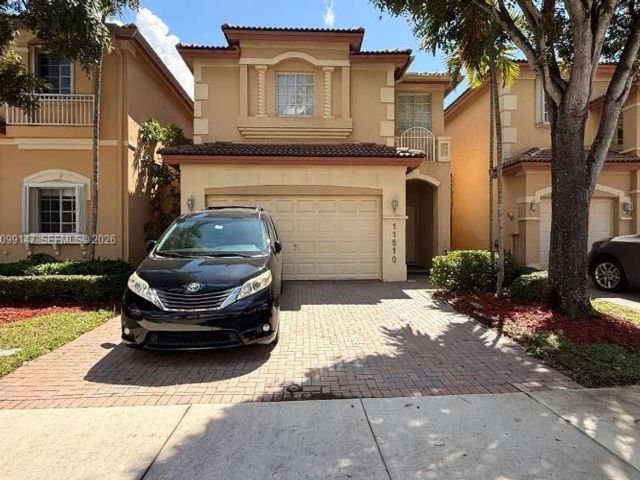  4 BR,  2.50 BTH &nbsp; style home in Medley