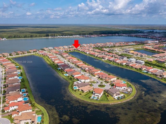 [Parkland Real Estate, listing number 3350304]