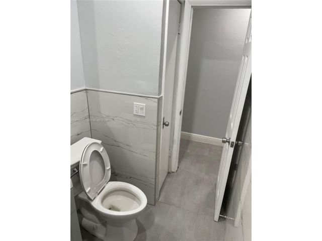 [PHOTO]