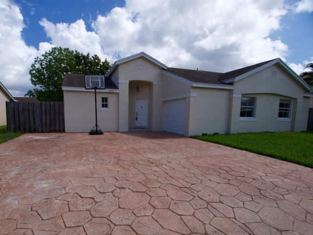 [Sunrise Real Estate, listing number 3350336]