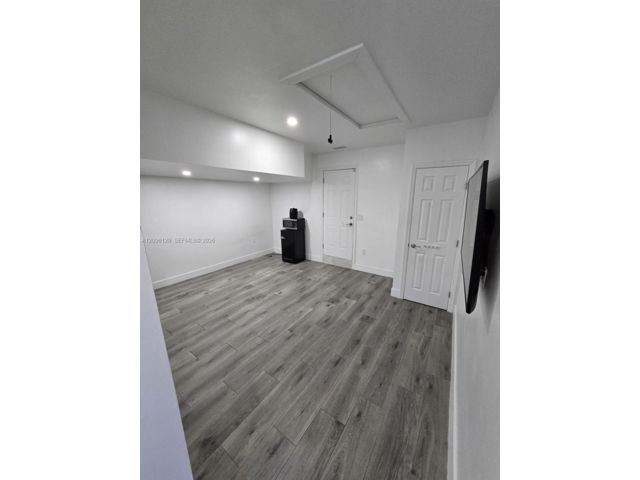 [PHOTO]