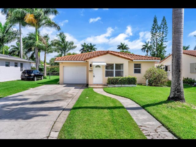 [Hollywood Real Estate, listing number 3350354]