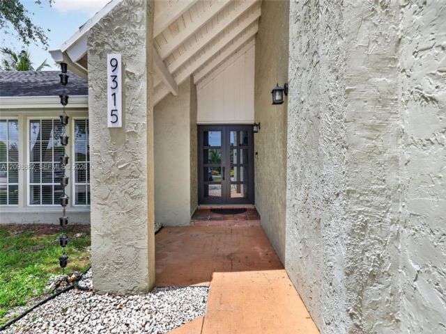  3 BR,  2.00 BTH &nbsp; style home in Palmetto Bay