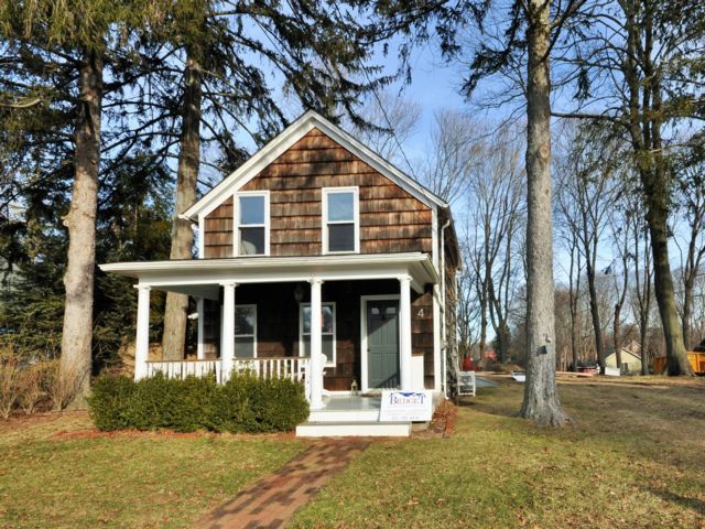  3 BR,  2.00 BTH &nbsp;Cottage style home in Shelter Island