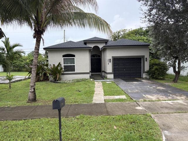  3 BR,  2.00 BTH &nbsp; style home in Pompano Beach